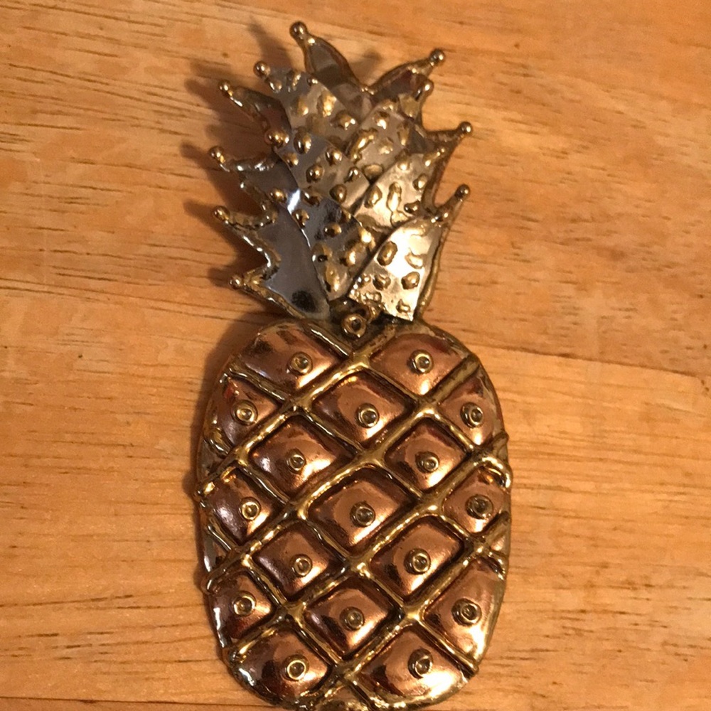 Vintage copper and gold pineapple brooch